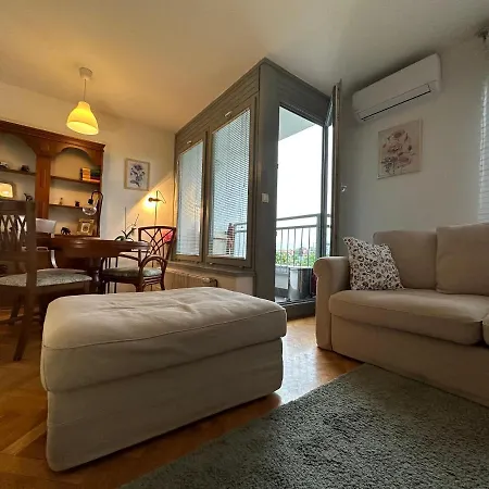 Appartamento Laniste - Prelijep Stan, Balkon, Wifi + Besplatan Parking Zagabria Esterno foto