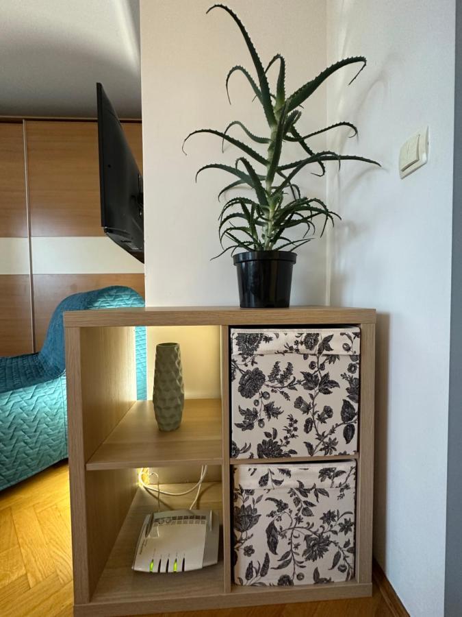 Appartamento Laniste - Prelijep Stan, Balkon, Wifi + Besplatan Parking *