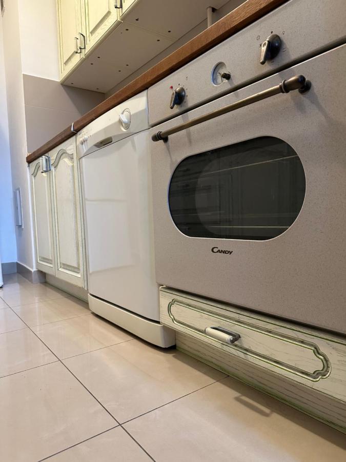 Appartamento Laniste - Prelijep Stan, Balkon, Wifi + Besplatan Parking *
