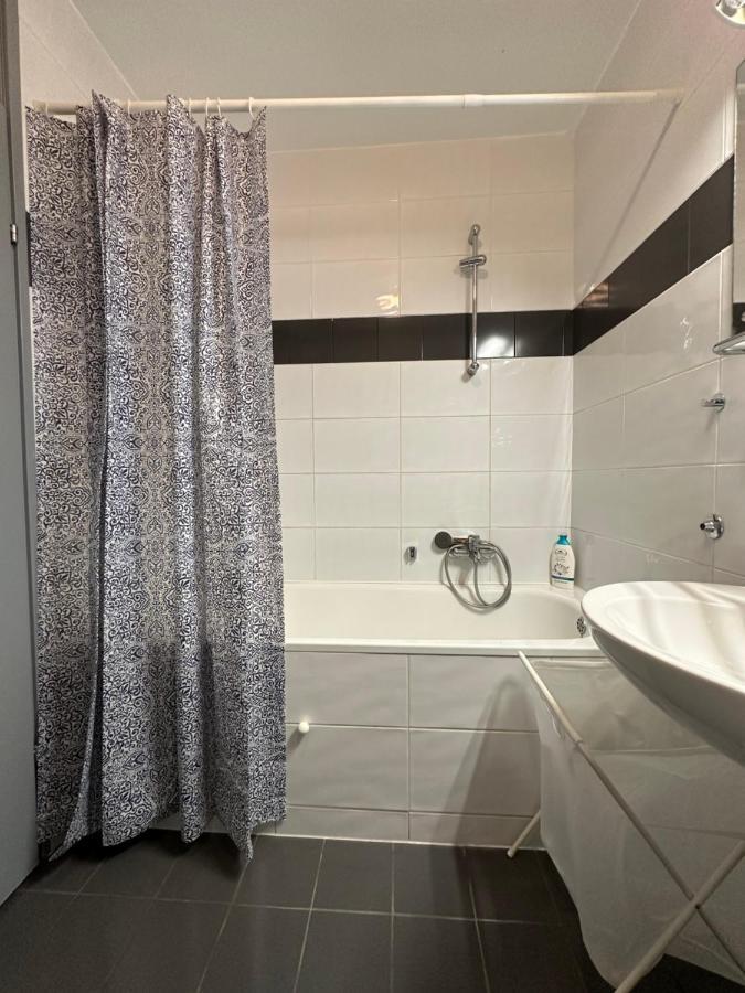Laniste - Prelijep Stan, Balkon, Wifi + Besplatan Parking Appartamento *